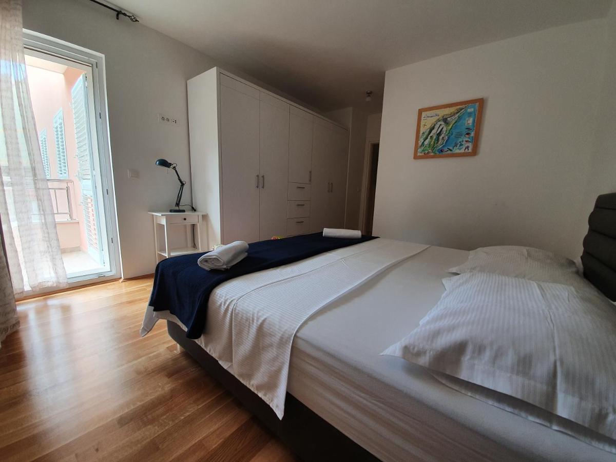 Apartment Pinna Nobilis, Private Parking Макарська Екстер'єр фото