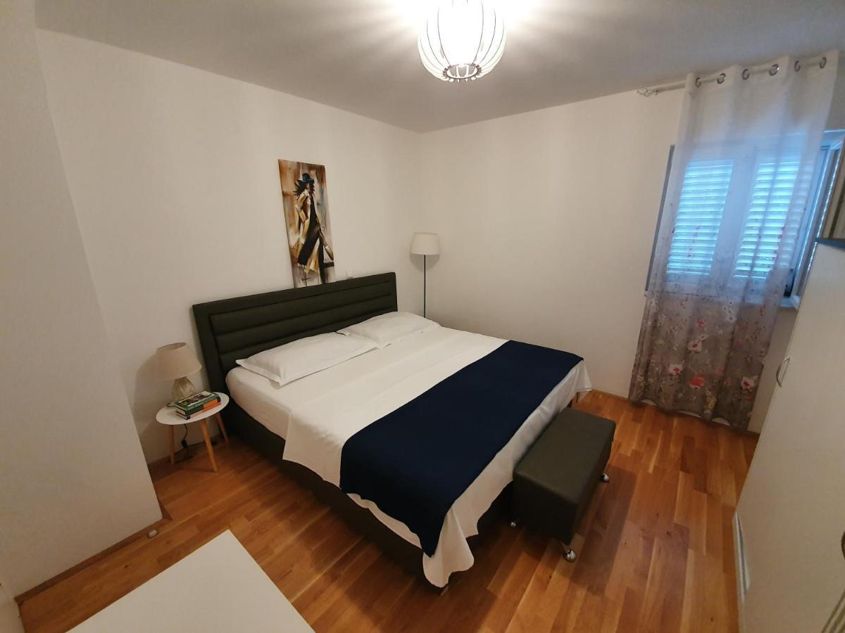 Apartment Pinna Nobilis, Private Parking Макарська Екстер'єр фото