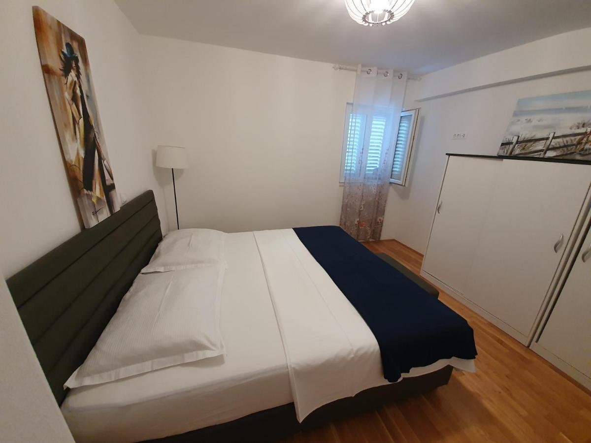 Apartment Pinna Nobilis, Private Parking Макарська Екстер'єр фото
